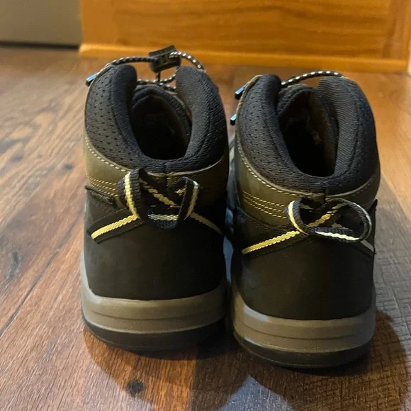 NWOT KEEN Ridge Flex mid WP; Size 4 - Picture 2 of 6